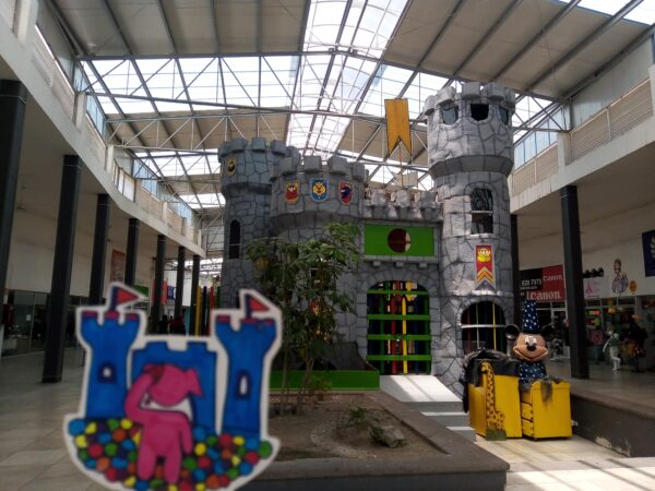 Plaza Fiesta, Av himno Nacional #4005, San Luis Potosí. - Imagen 2